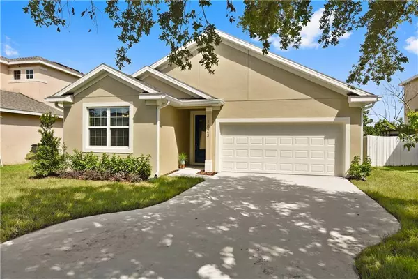 1823 MEADOW POND WAY, Orlando, FL 32824