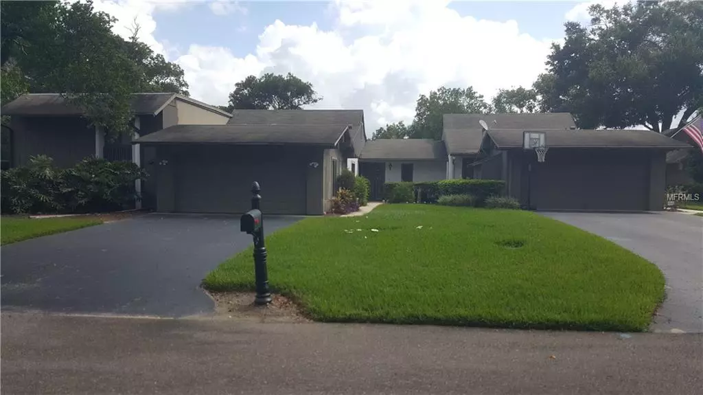 1039 OLD MAGNOLIA COVE DR #18, Apopka, FL 32712