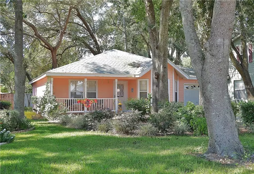 704 HARVARD CT, Eustis, FL 32726