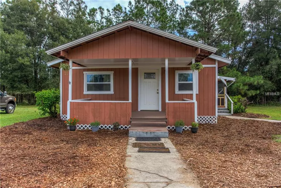 305 TRIPP RD, Geneva, FL 32732