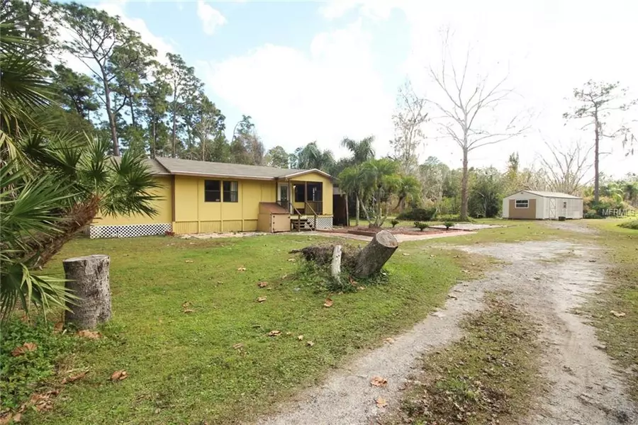 962 SETTLERS LOOP, Geneva, FL 32732