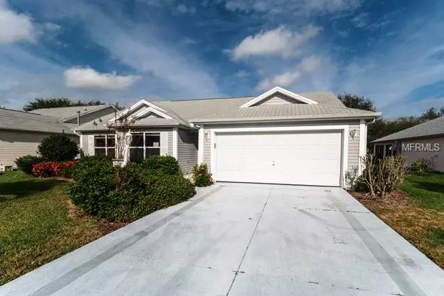 2111 BARBOSA CT, Lady Lake, FL 32159