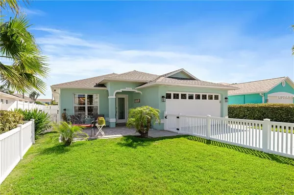 New Smyrna Beach, FL 32169,827 HOPE AVE