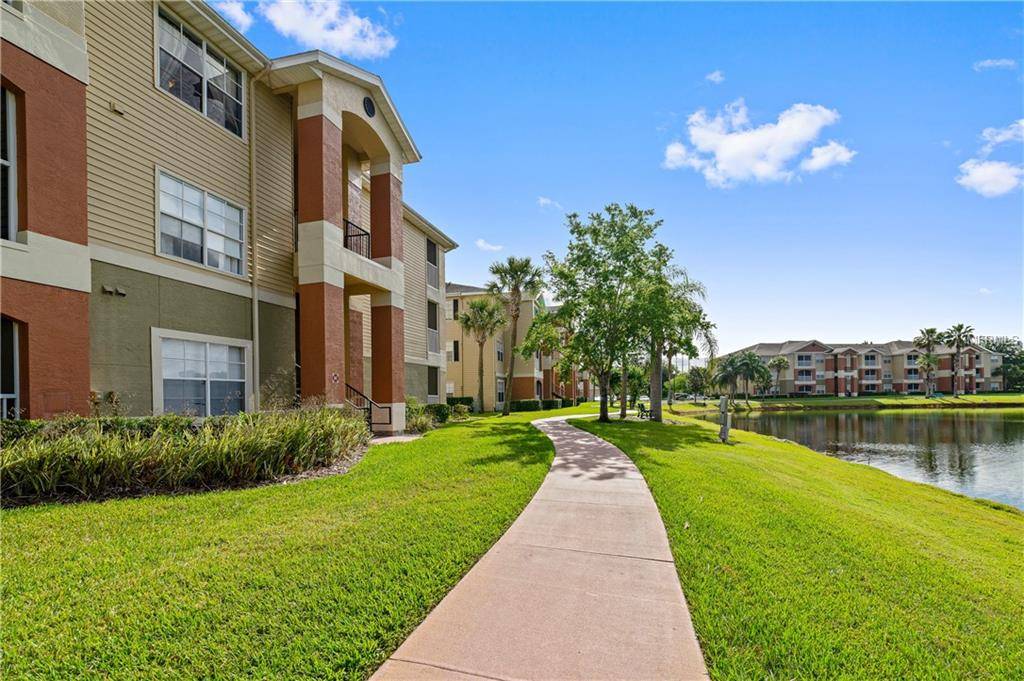 1929 SUMMER CLUB DR #307, Oviedo, FL 32765