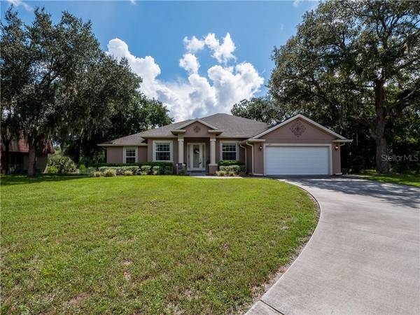 1811 E LAKE DR, Casselberry, FL 32707