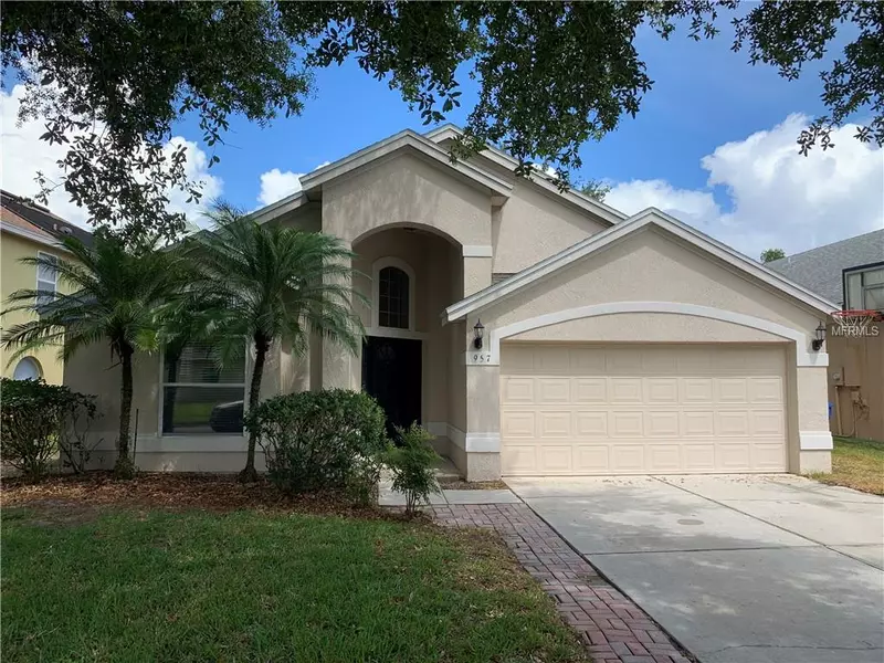 957 N LAKE CLAIRE CIR, Oviedo, FL 32765