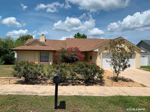 1066 WEAVER DR, Oviedo, FL 32765