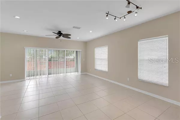 Winter Garden, FL 34787,13241 DANIELS LANDING CIR