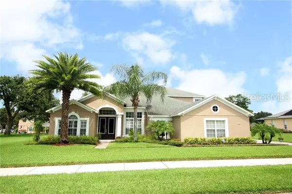 2447 CEDAR KNOLL DR, Apopka, FL 32712