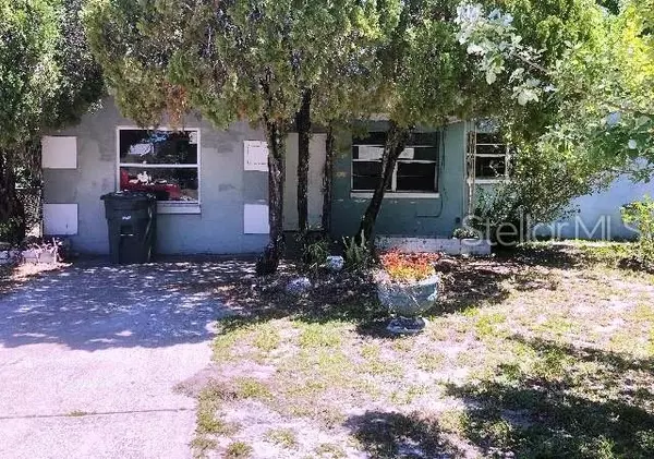 913 LEWIS DR, Daytona Beach, FL 32117