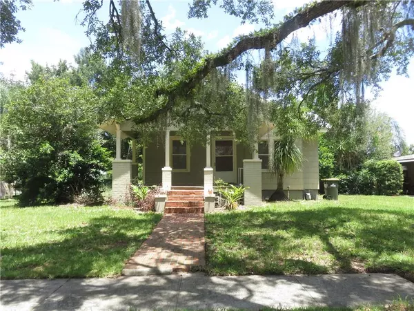 1084 LINDEN ST, Clermont, FL 34711