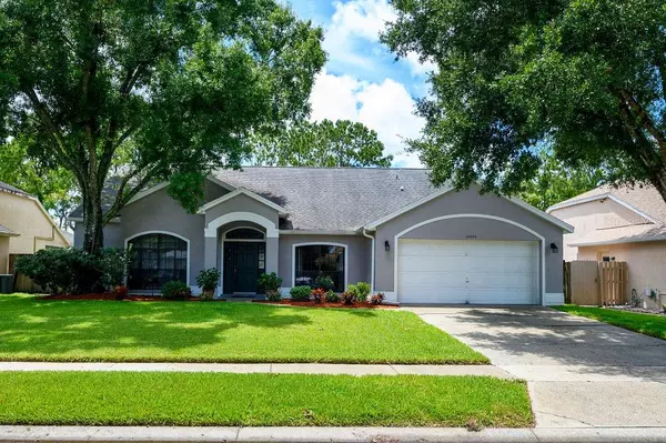 12950 FORESTEDGE CIR, Orlando, FL 32828