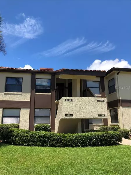 3262 CANDLE RIDGE DR #201, Orlando, FL 32822