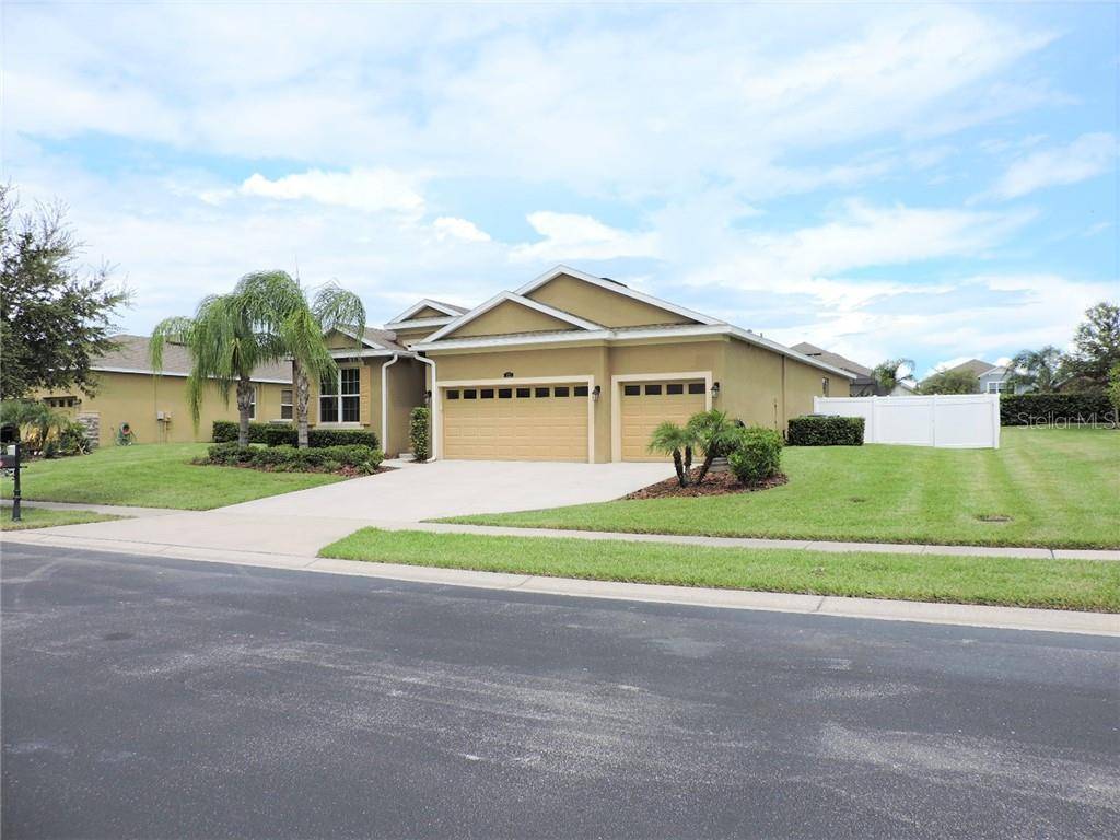125 MAGNETA LOOP, Auburndale, FL 33823