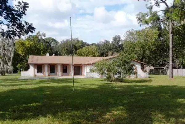 105 COUNTRY CIRCLE DR E, Port Orange, FL 32128
