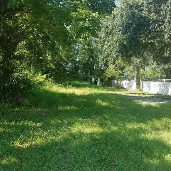 3927 AVENUE R NW, Winter Haven, FL 33881