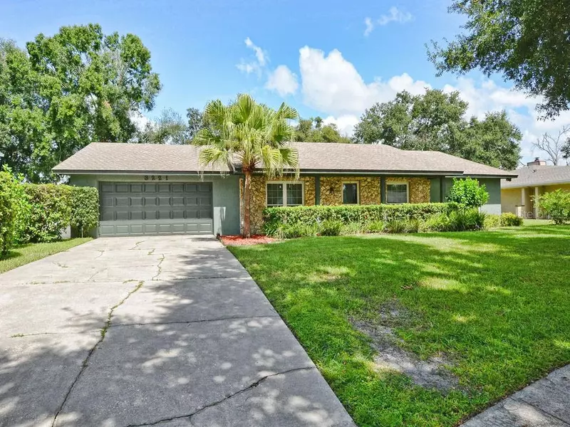 3221 STRATFORD LN, Mount Dora, FL 32757