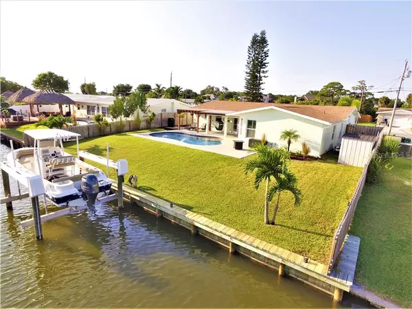 1495 HANNAH DR, Merritt Island, FL 32952