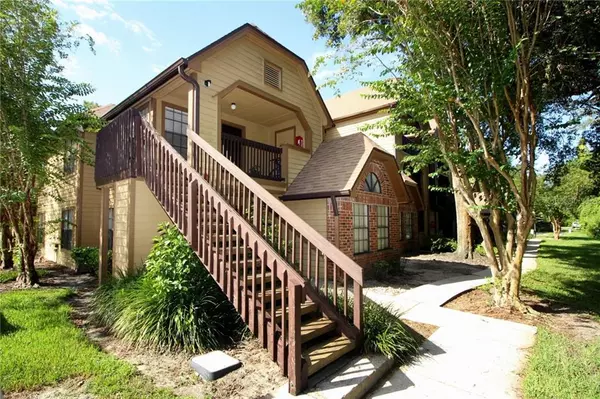 345 FORESTWAY CIR #201, Altamonte Springs, FL 32701