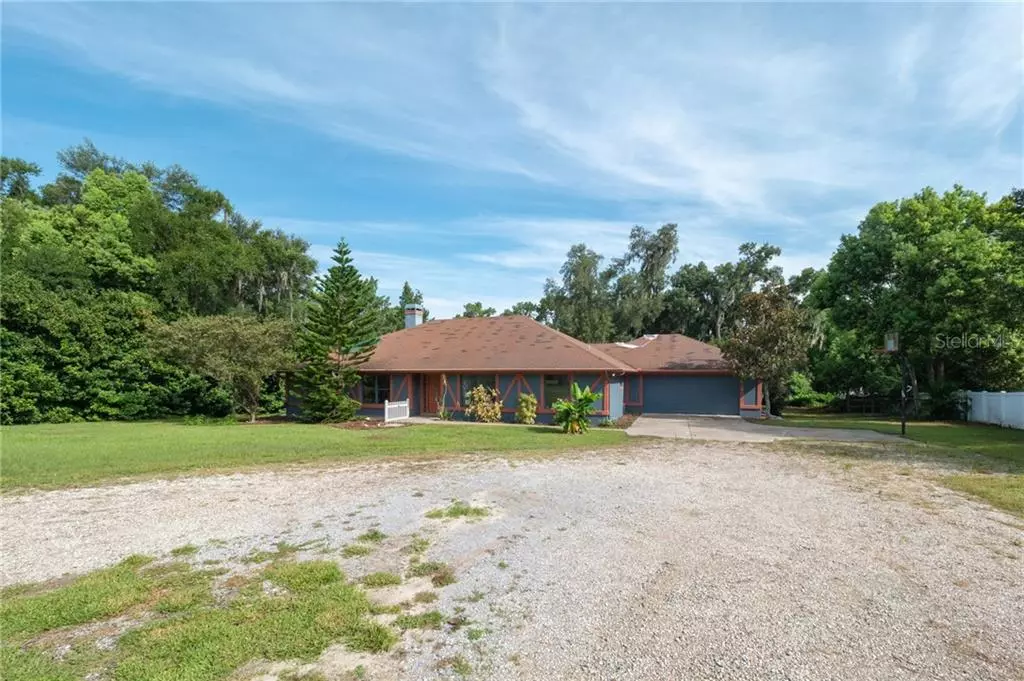 Umatilla, FL 32784,594 CRESCENT ST