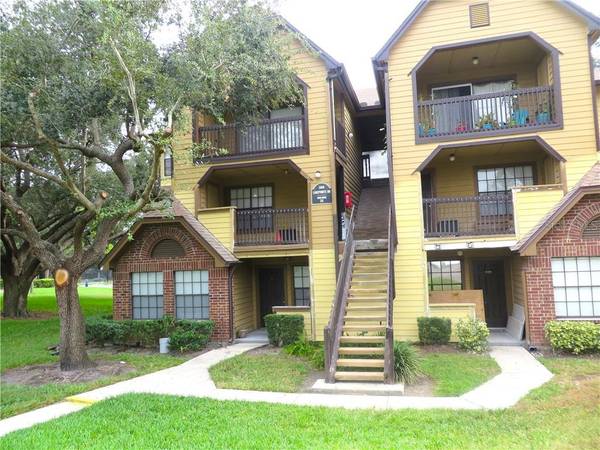 300 LAKEPOINTE DR #304, Altamonte Springs, FL 32701