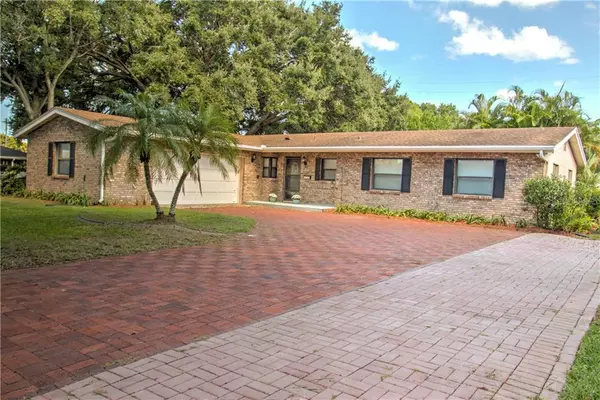 801 MARSCASTLE AVE, Orlando, FL 32807