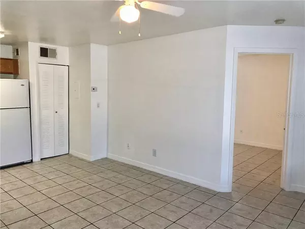 Orlando, FL 32811,4772 WALDEN CIR #17