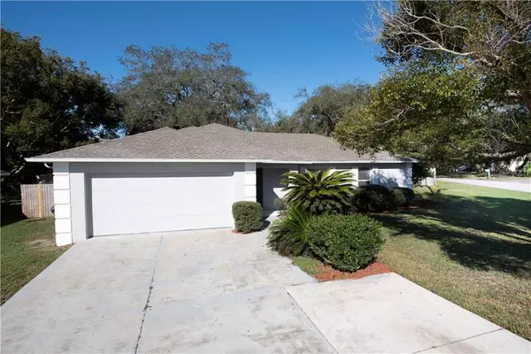 112 HOMEWOOD DR, Winter Haven, FL 33880