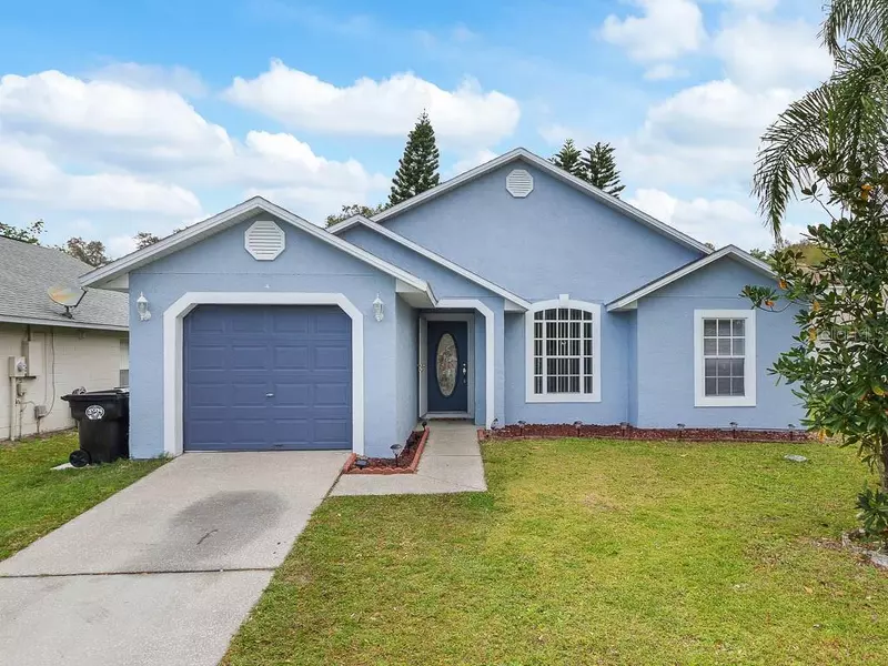 2019 LAUREN RD, Apopka, FL 32703