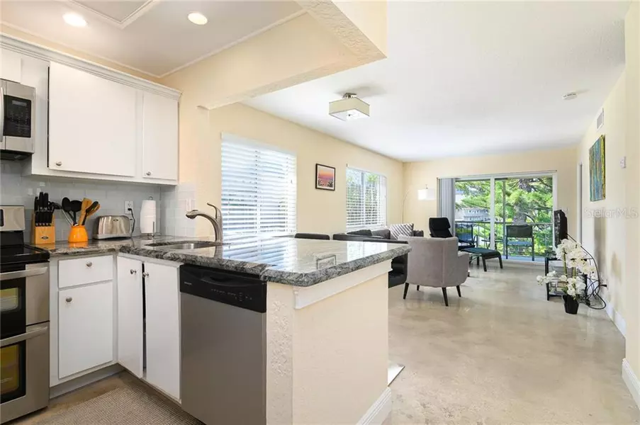 207 TROPIC ISLE DR #215, Delray Beach, FL 33483