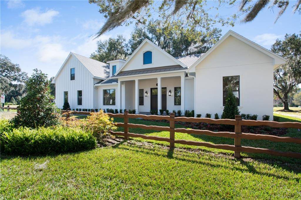 15210 E OAKLAND AVE, Winter Garden, FL 34787