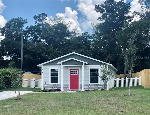 819 DISSTON AVE, Clermont, FL 34711