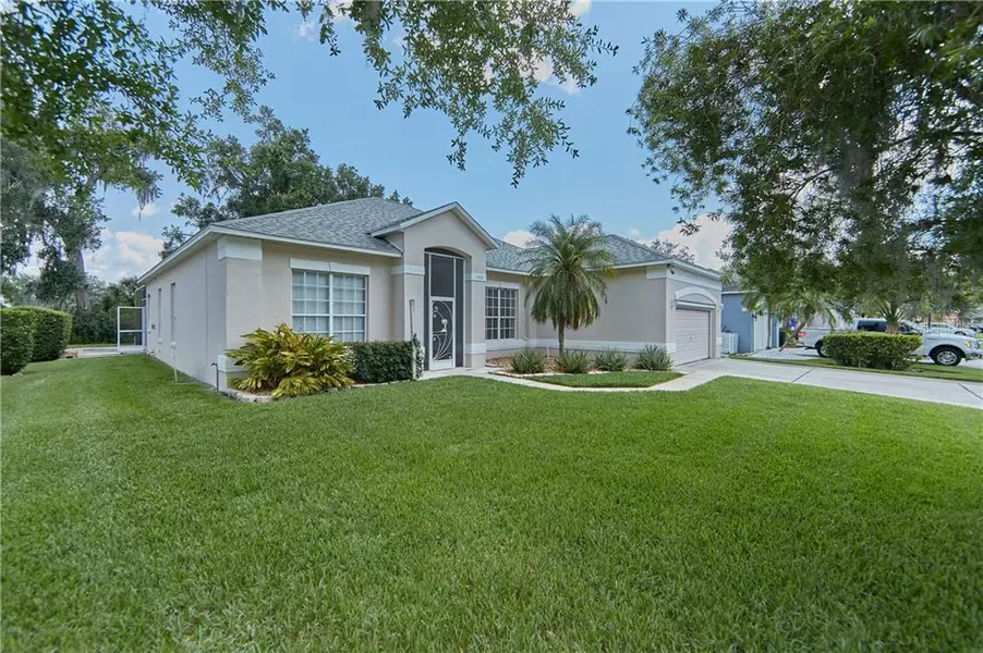 122 GOLF COURSE Pkwy, Davenport, FL 33837