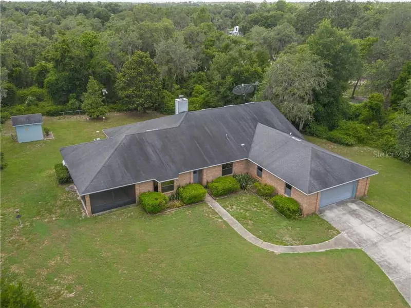 27 MAGNOLIA WAY, Geneva, FL 32732