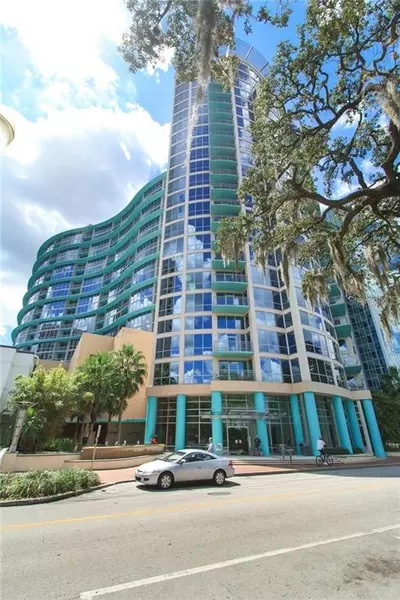 322 E CENTRAL BLVD #1706, Orlando, FL 32801