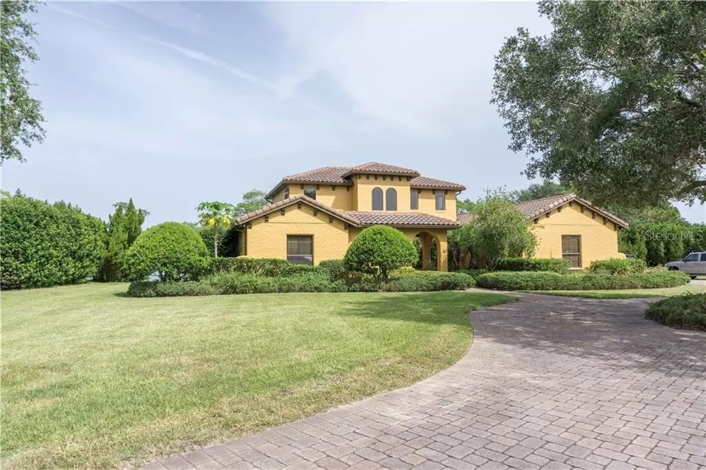 Windermere, FL 34786,6827 THORNHILL CIR