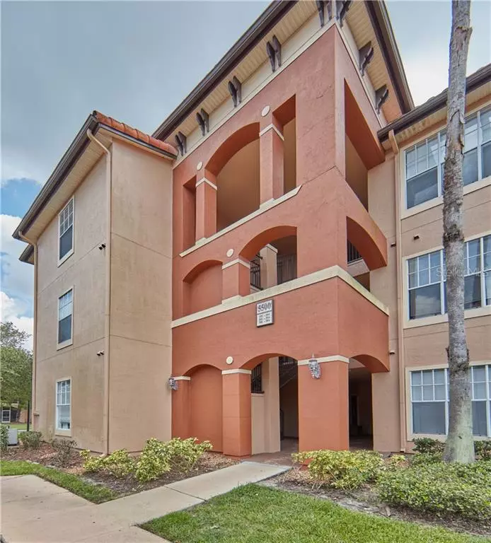 Orlando, FL 32811,5500 METROWEST BLVD #301