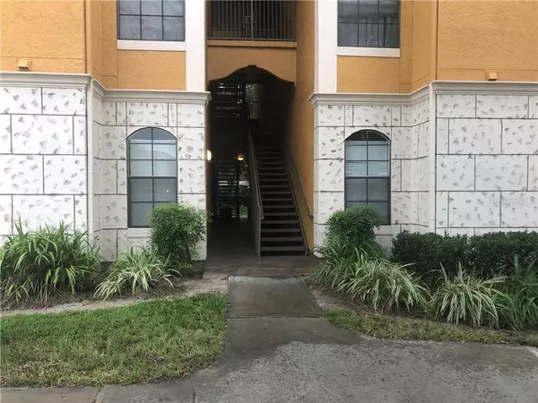 6169 METROWEST BLVD #107, Orlando, FL 32835