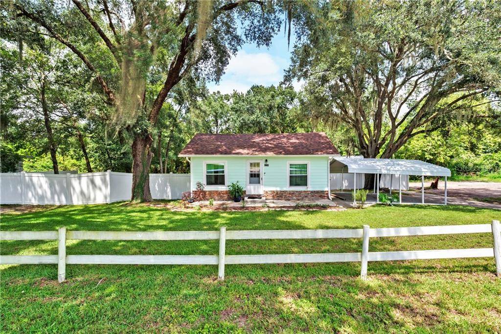 2220 OLD TAVARES RD, Leesburg, FL 34748