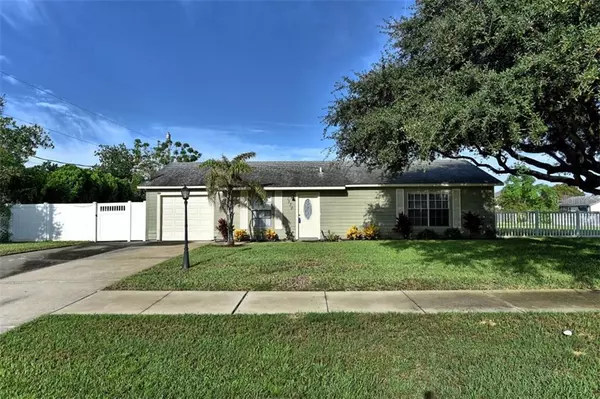 1530 COURTLAND BLVD, Deltona, FL 32738