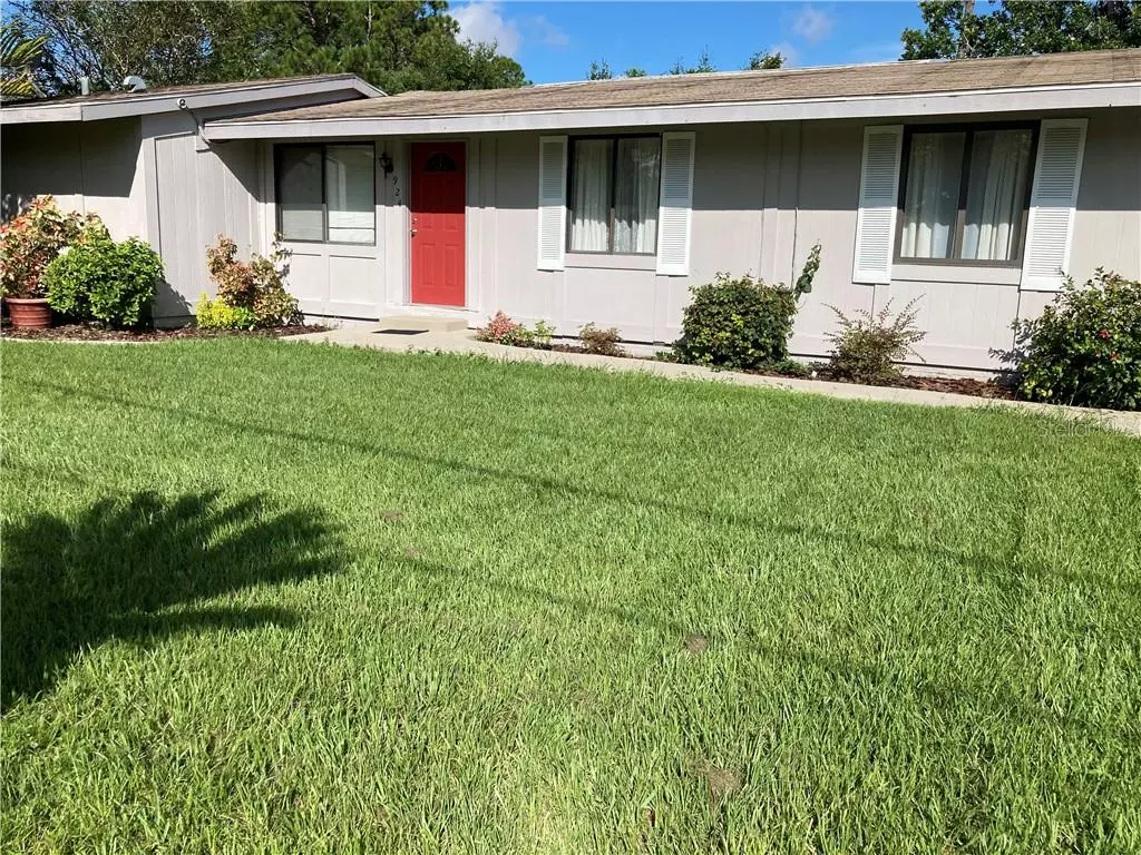 Chuluota, FL 32766,924 POINSETTIA DR