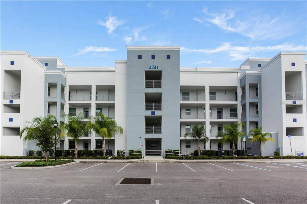4741 CLOCK TOWER DR #305, Kissimmee, FL 34746