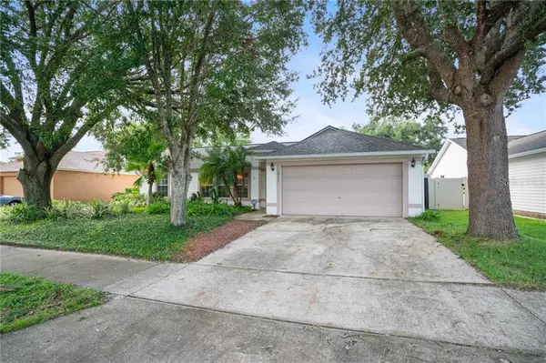 1043 W RIVIERA BLVD, Oviedo, FL 32765