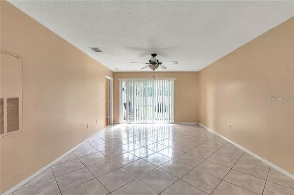 Orlando, FL 32824,13313 FAIRWAY GLEN DR #103