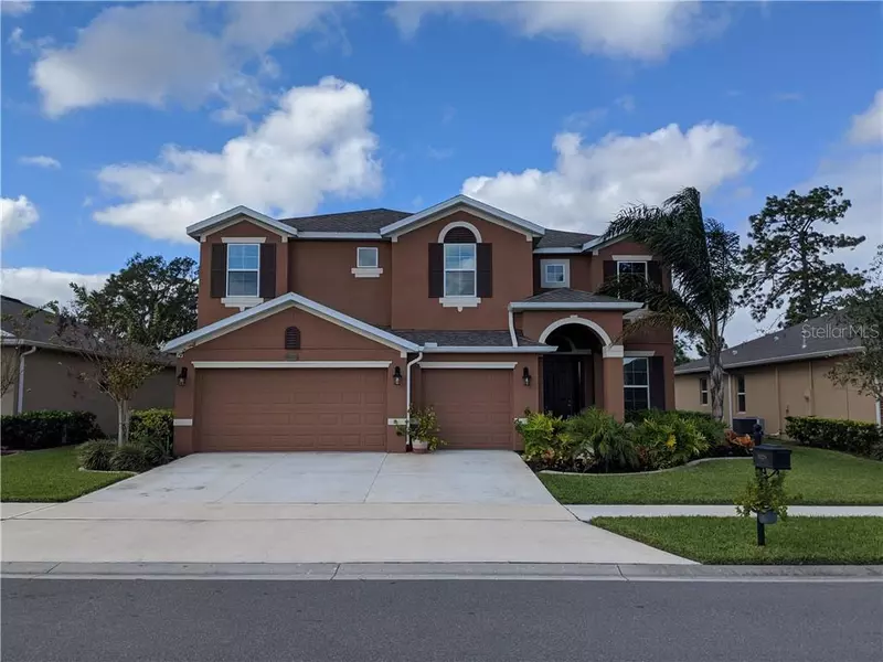 628 BLUEHEARTS TRL, Deland, FL 32724