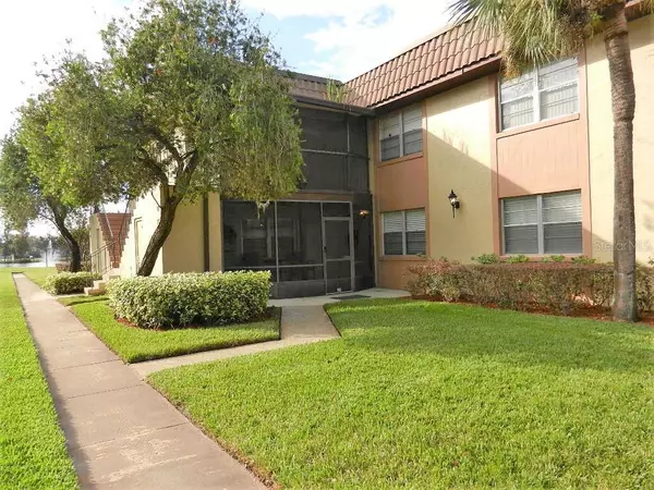 27 WINDTREE LN #102, Winter Garden, FL 34787