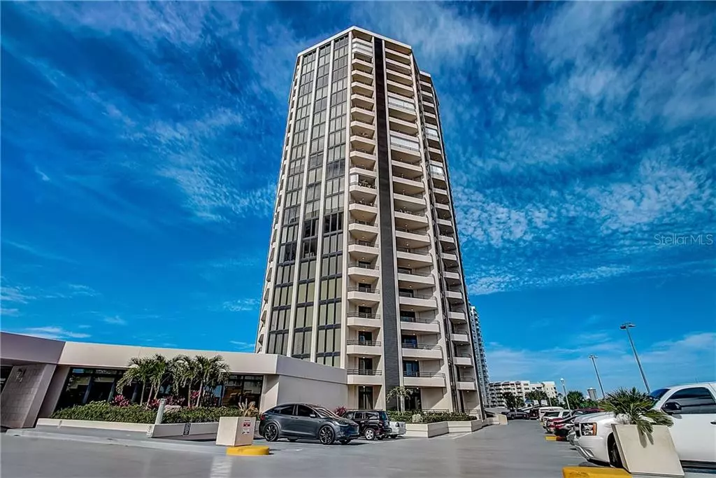 Daytona Beach Shores, FL 32118,1 OCEANS WEST BLVD #20A4