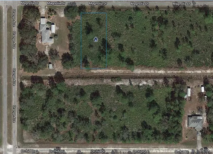 719 MAGNOLIA DR, Indian Lake Estates, FL 33855