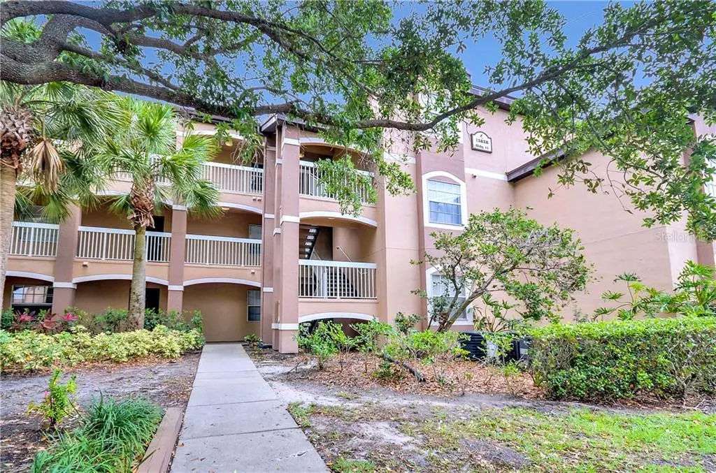 Orlando, FL 32837,13838 FAIRWAY ISLAND DR #1417