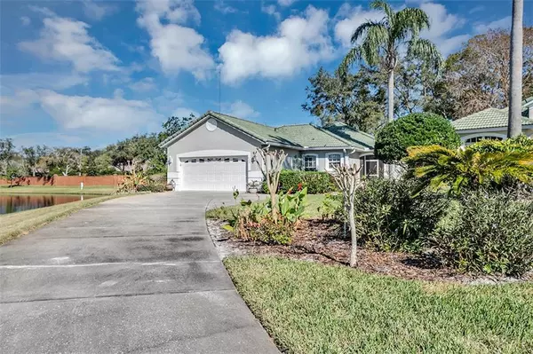 422 FOXHILL DR, Debary, FL 32713
